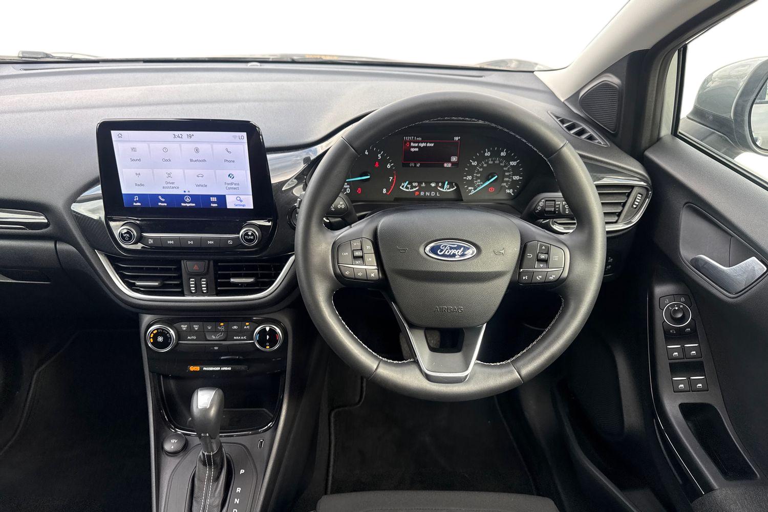 Ford PUMA Photo 10