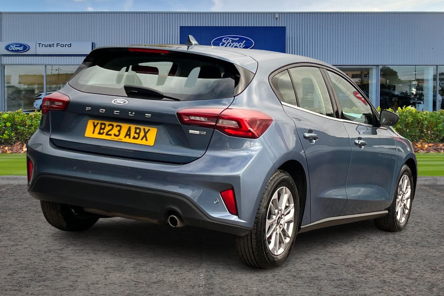 Ford FOCUS Photo 3