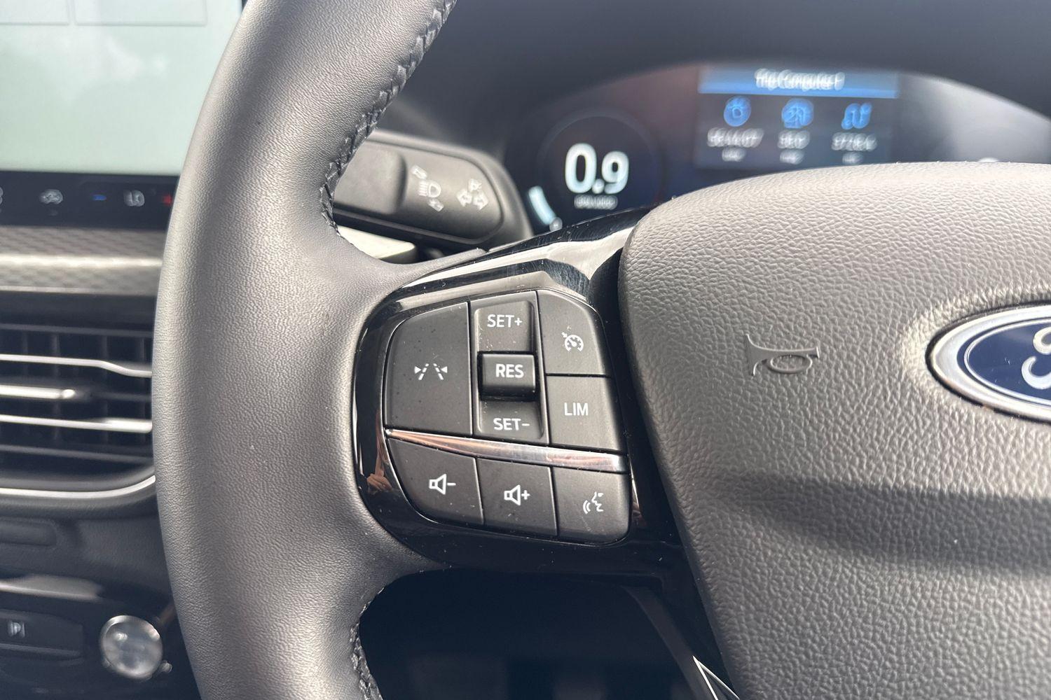 Ford KUGA Photo 29