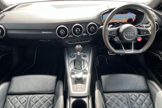 AUDI Tt Rs Photo 10
