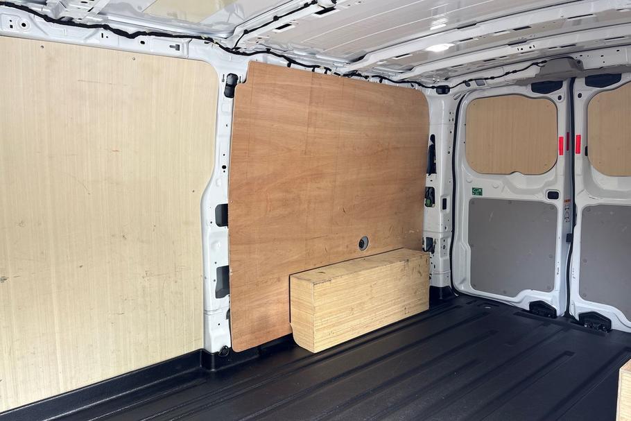 Used Ford TRANSIT CUSTOM LJ24HPW 4