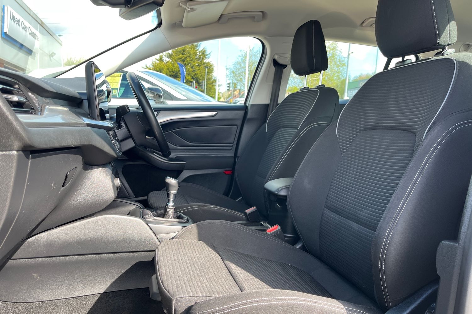 Ford Focus Photo 18