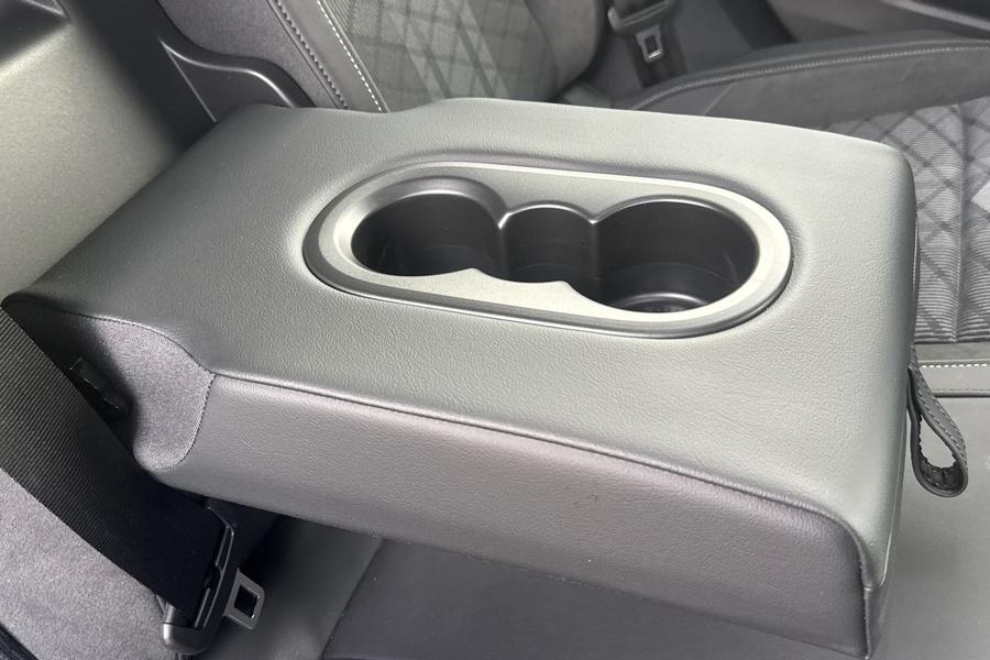 Volkswagen GOLF Photo autoimg-df4b09512653628899aae99e55935023f672cd08.jpg