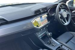 AUDI Q3 Photo 2