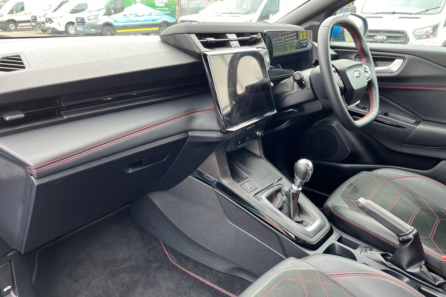 Ford PUMA Photo 17