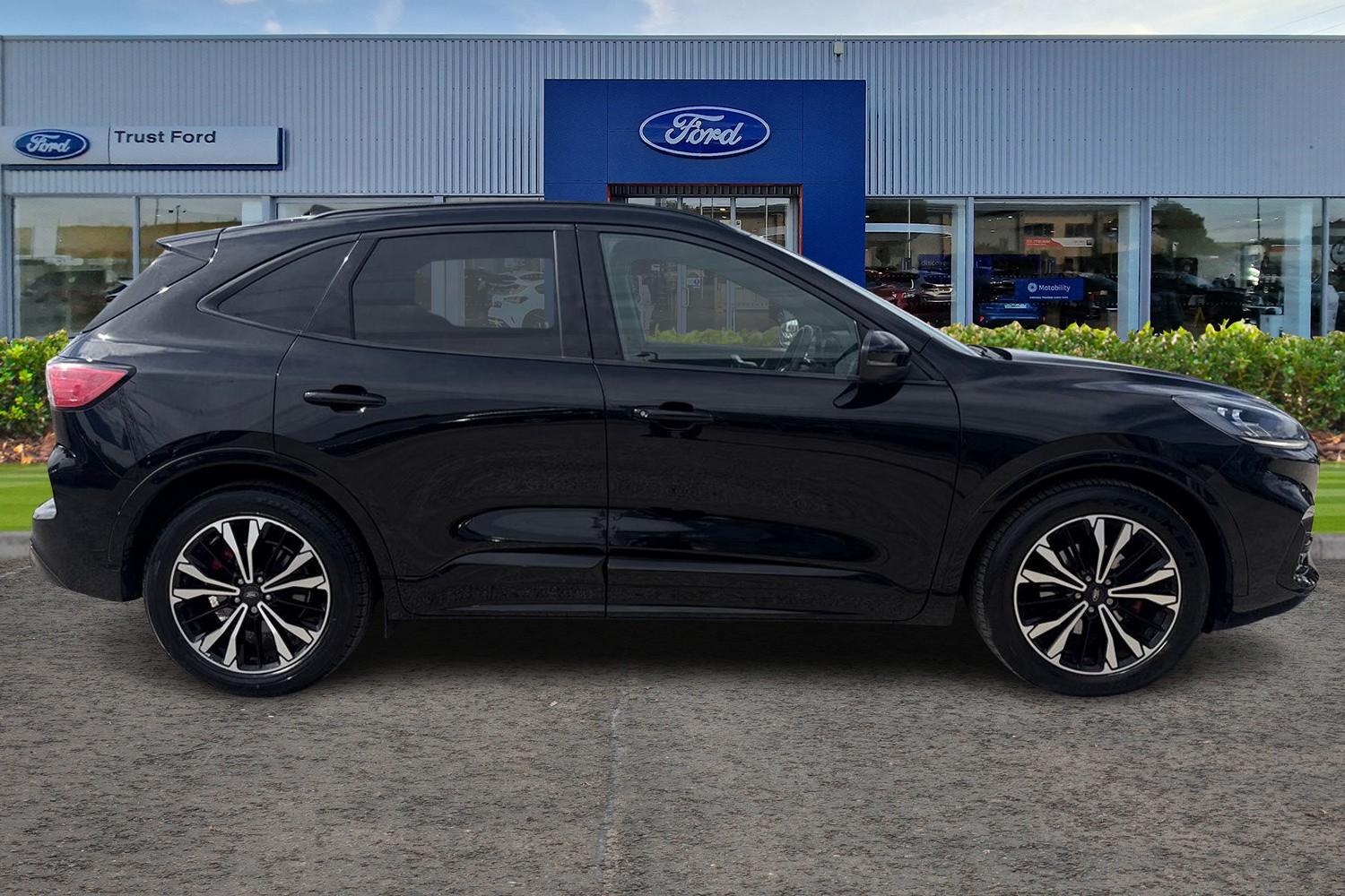 Ford KUGA Photo 2