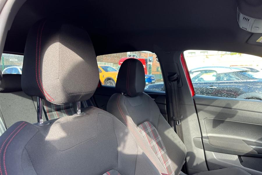 Volkswagen POLO Photo autoimg-df5472b02d7d294755f84a8aa7bd3891ad86b3e6.jpg