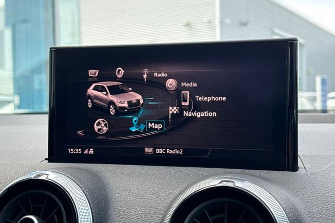 AUDI Q2 Photo 33