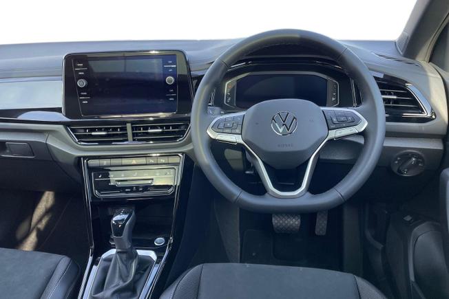 VOLKSWAGEN T-Roc Photo 11