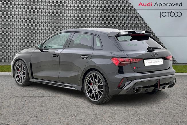 AUDI RS3 Photo 3