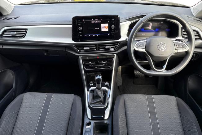 VOLKSWAGEN T-Roc Photo 10