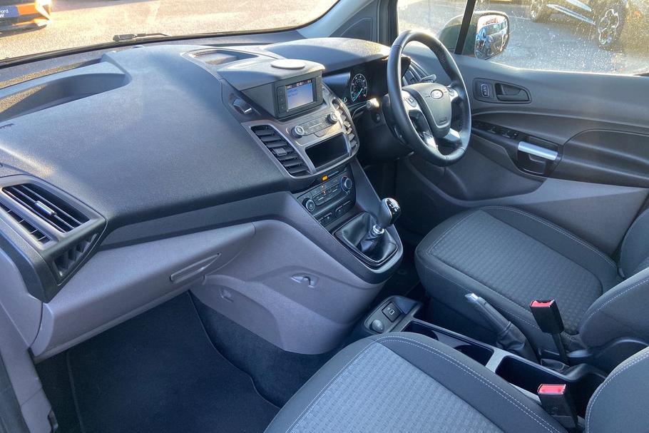Used Ford TOURNEO CONNECT 18