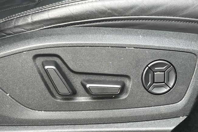 AUDI Q8 E-Tron Photo 31