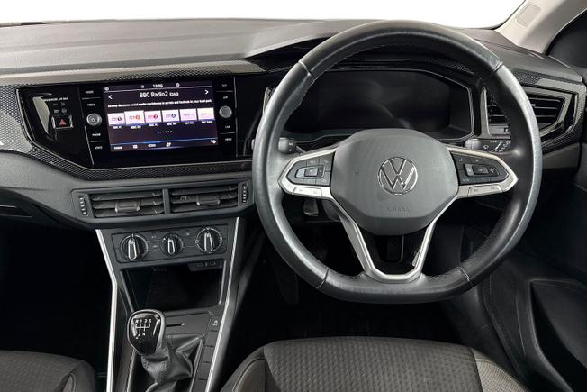 VOLKSWAGEN Polo Photo 11
