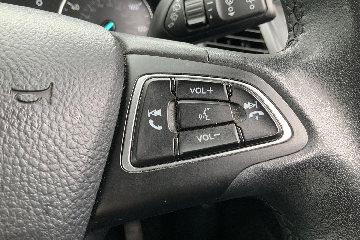 Ford ECOSPORT Photo 30