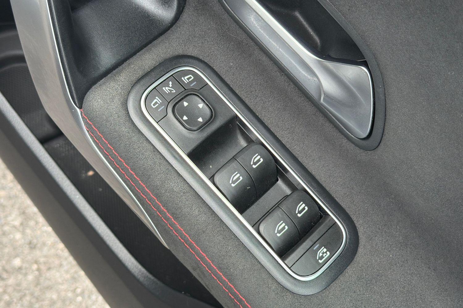 Mercedes-Benz A CLASS Photo 15