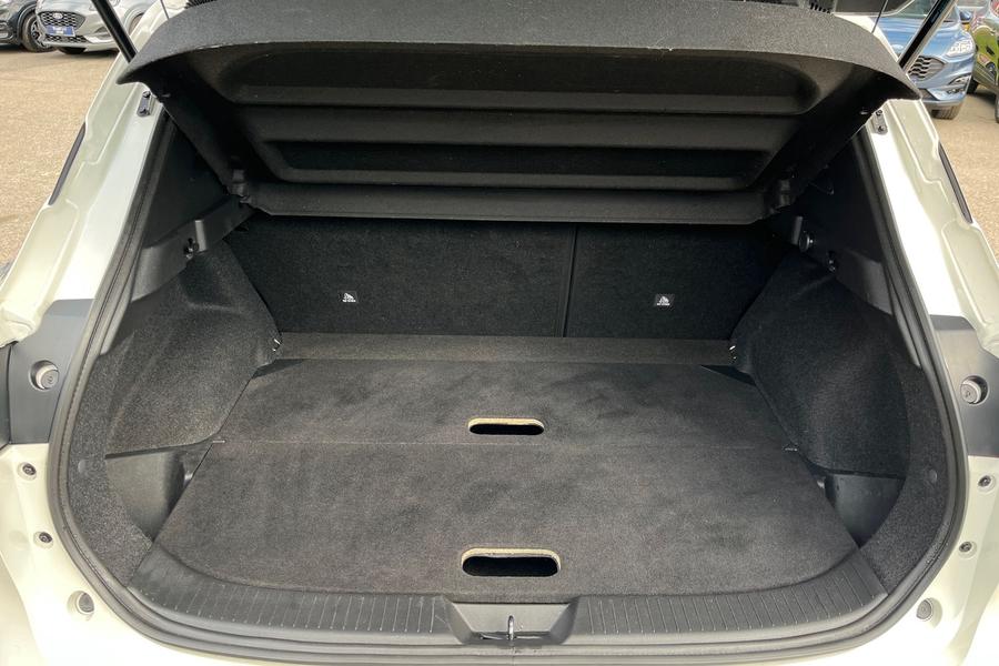 Nissan Qashqai Photo autoimg-df6f1617823deba75d6f929bb30ba2aab82ffa10.jpg