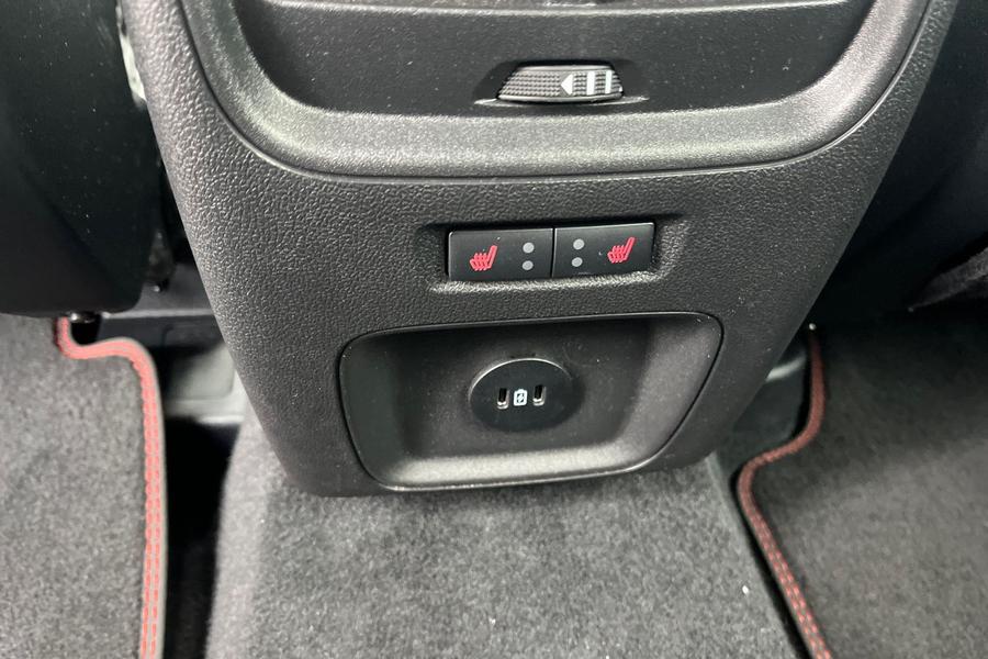 Ford Kuga Photo autoimg-df6f651cc9c0f269161f2f9c272bba1defd058d2.jpg