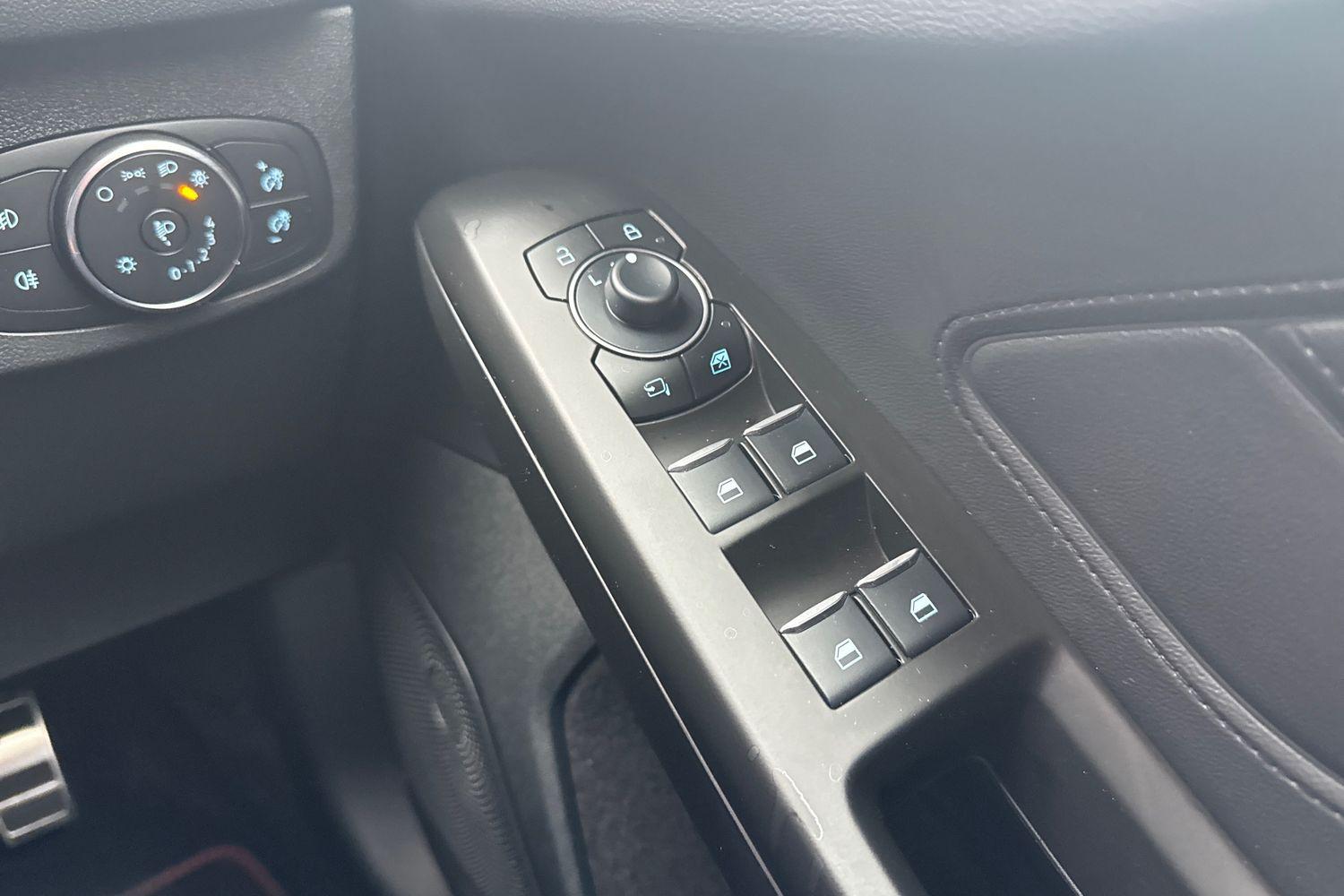 Ford Focus Photo 15