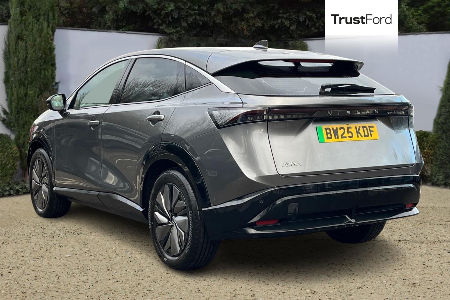 Nissan Ariya Photo 1