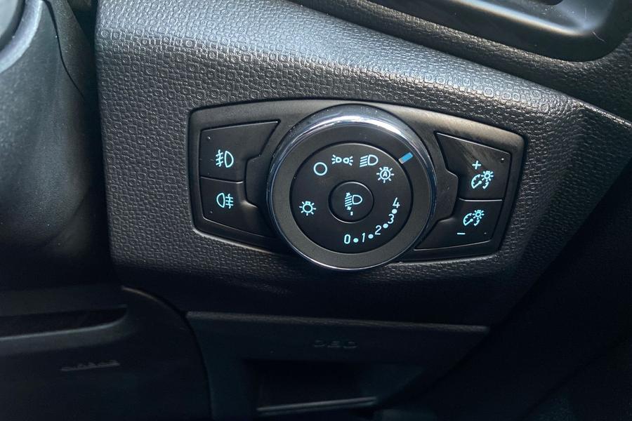 Ford EcoSport Photo autoimg-df7550cfc4160bbb0e35a9369fcf06400fc64bb3.jpg