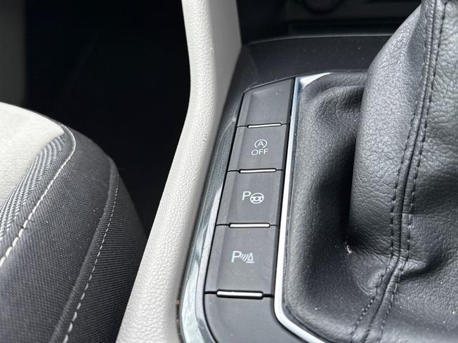 VOLKSWAGEN Tiguan Photo 35