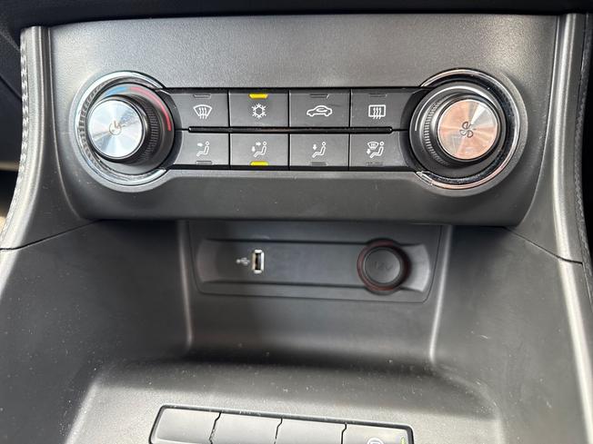 MG MG ZS Photo 31