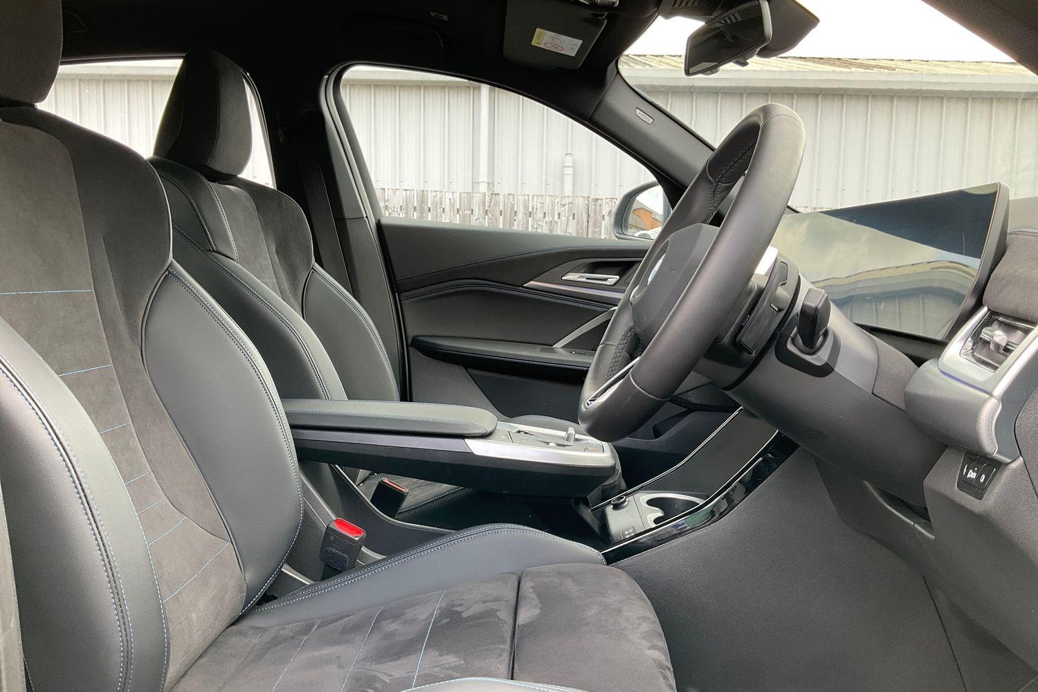 BMW X2 Photo 16