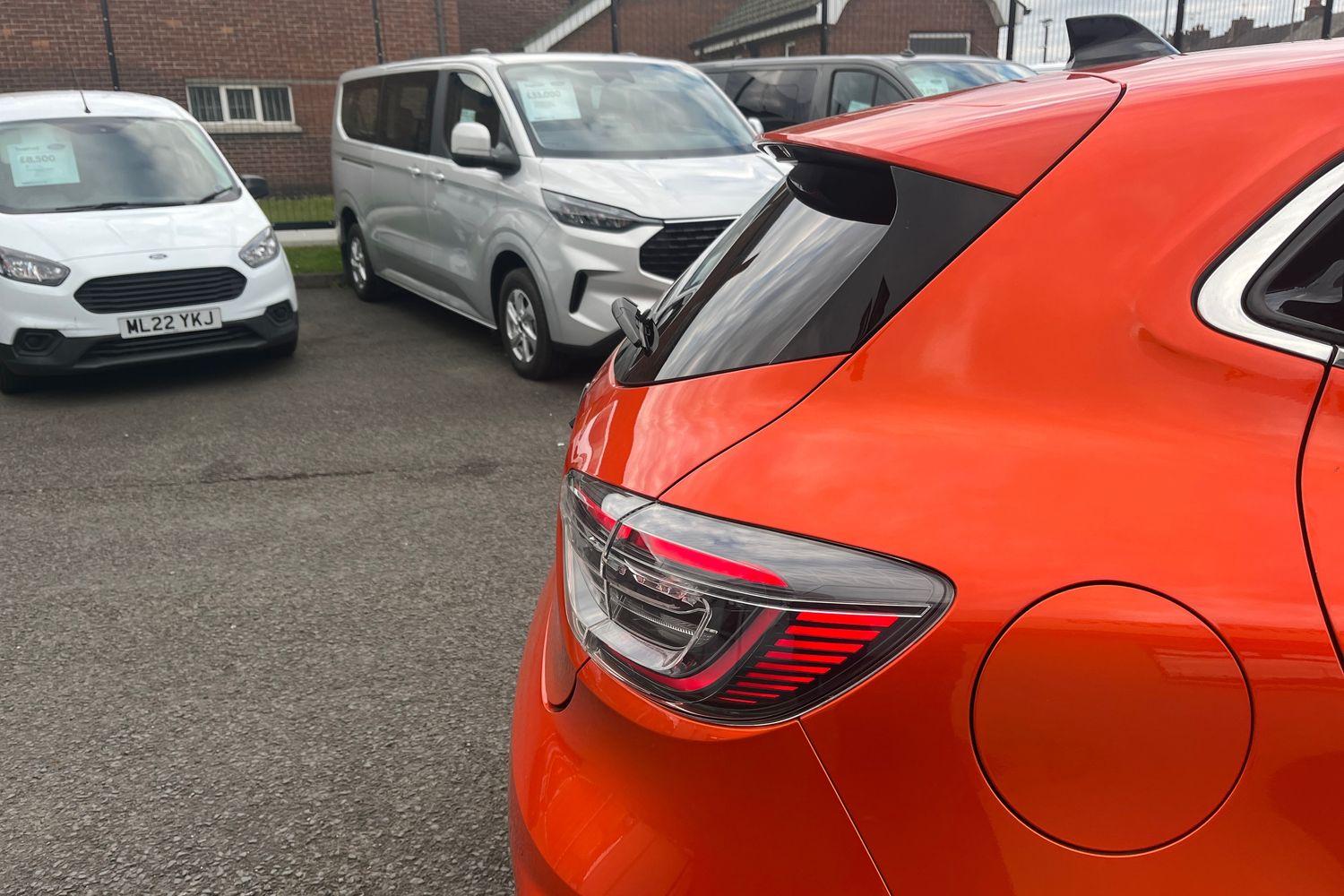 Renault CLIO Photo 35