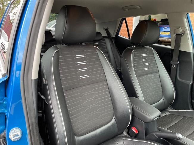 KIA Stonic Photo 27