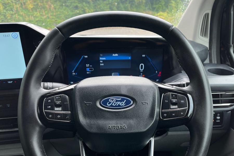 Ford E-TRANSIT CUSTOM Photo autoimg-df81461a5a5ee7b7c25fcb686aa1040e2e2db33a.jpg