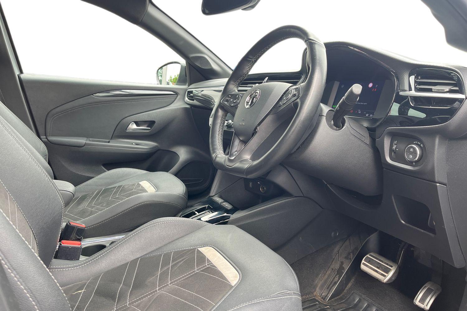 Vauxhall CORSA Photo 8