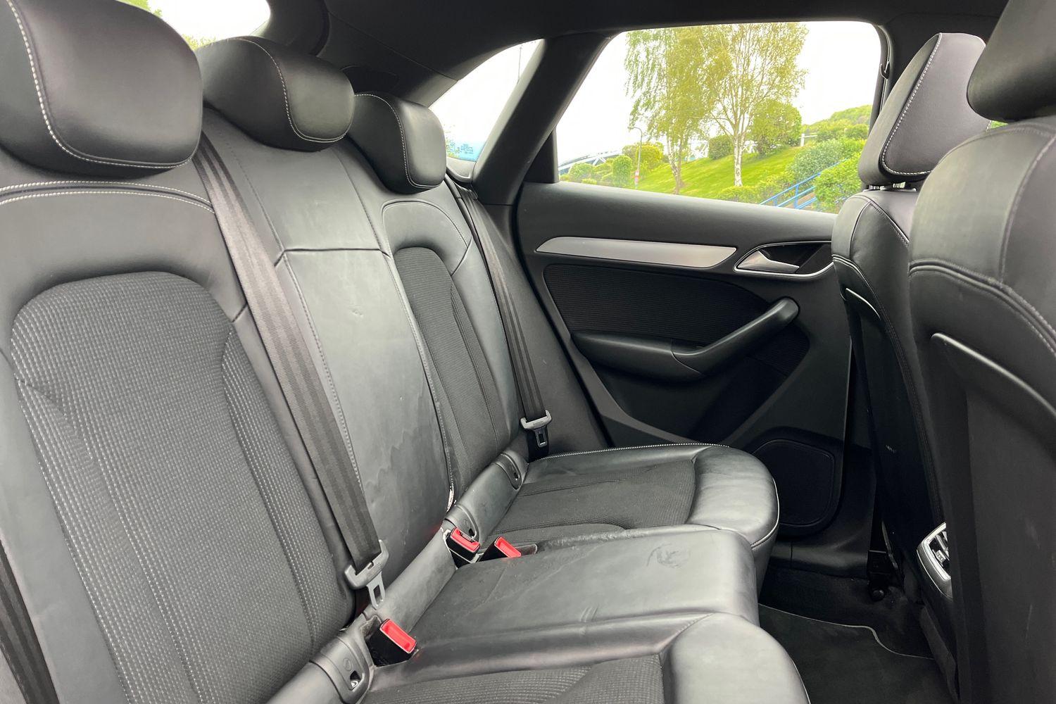 Audi Q3 Photo 36