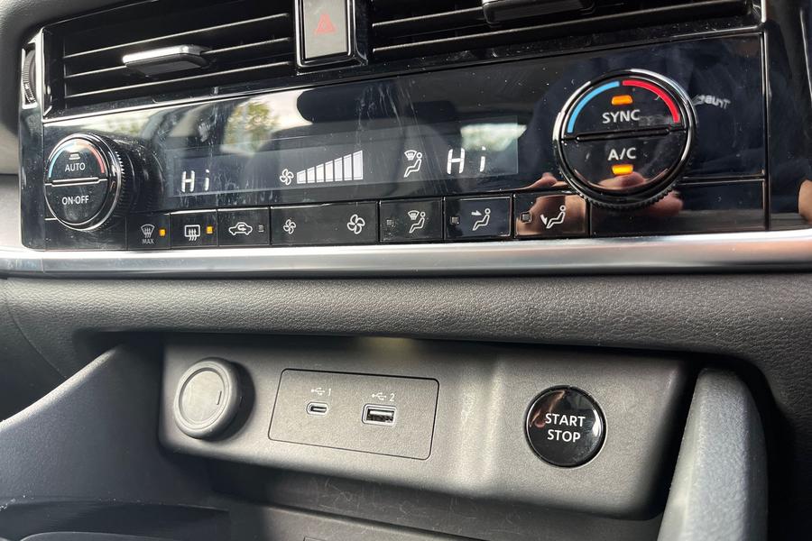 Nissan X-Trail Photo autoimg-df85f40081a5fabbf25748ffc5214039935f510d.jpg