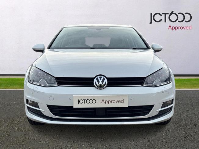 VOLKSWAGEN Golf Photo 8