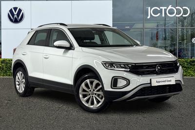 2024 VOLKSWAGEN T-Roc 1.5 TSI Match SUV 5dr Petrol DSG Euro 6 (s/s) (150 ps) at JCT600