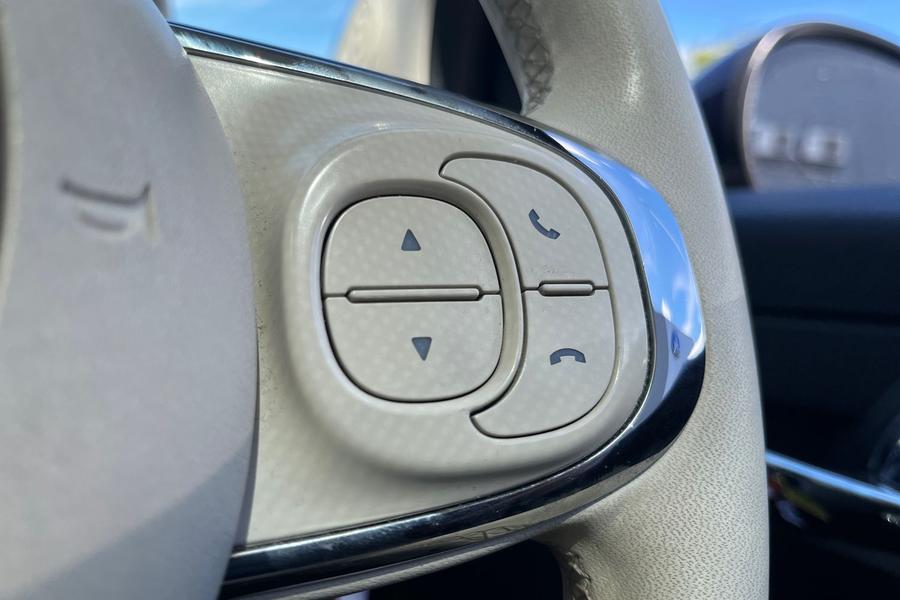 Fiat 500 Photo autoimg-df8dd12d0cb14eb341bca1584d78da4ee875e187.jpg