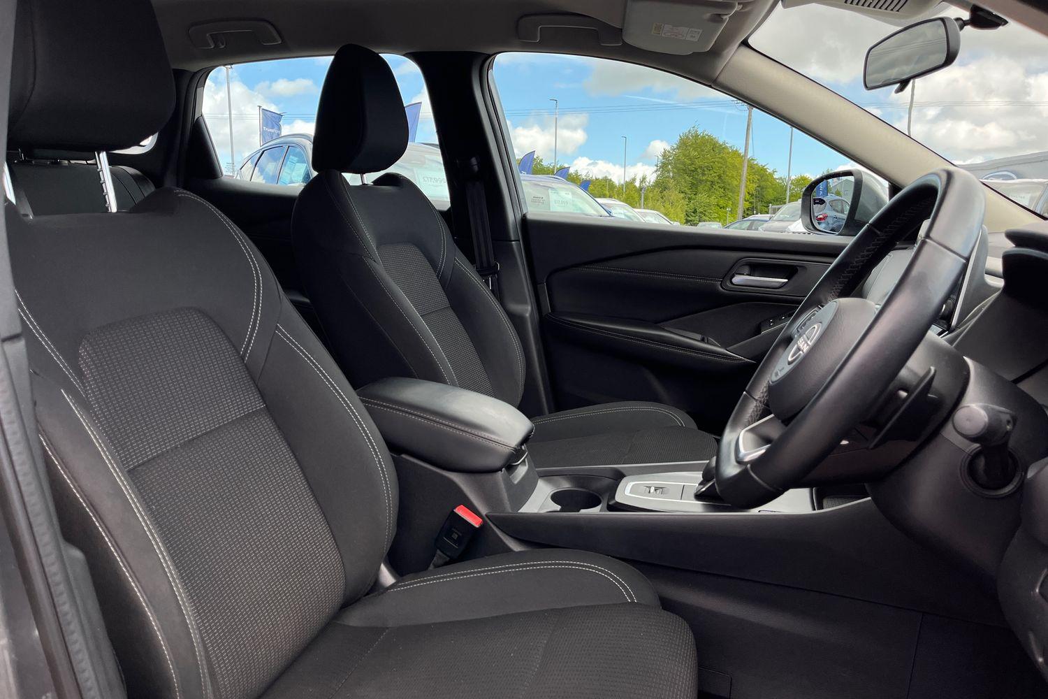 Nissan QASHQAI Photo 16