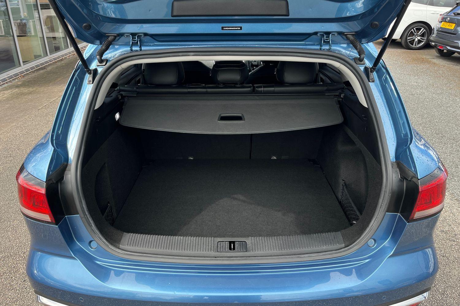 MG MG5 Photo 20