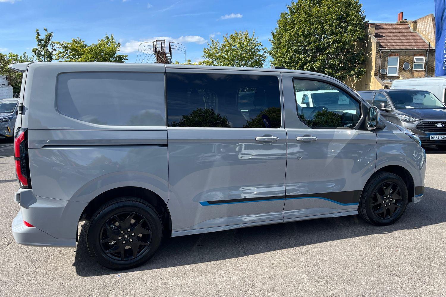 Ford TRANSIT CUSTOM Photo 35