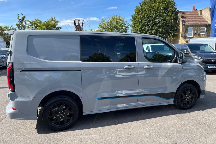 Ford TRANSIT CUSTOM Photo autoimg-df944da4c005f71e19ccebdc045905b8cf1582f3.jpg