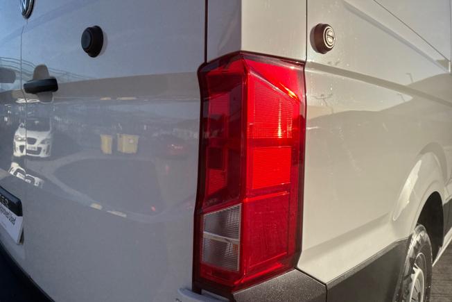 VOLKSWAGEN Crafter Photo 18