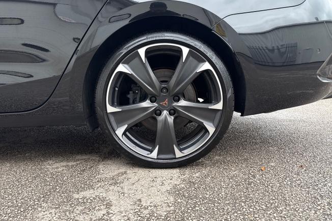 CUPRA Leon Photo 24