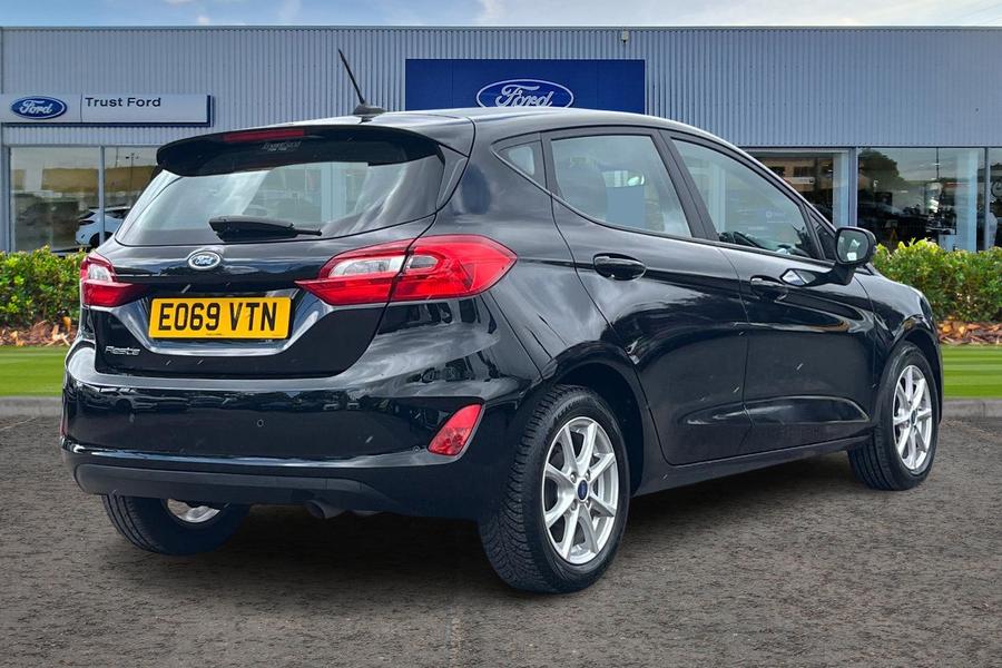 Ford FIESTA Photo autoimg-df989557afbfe6dcc922cb021b4ac4675b8e9e16.jpg