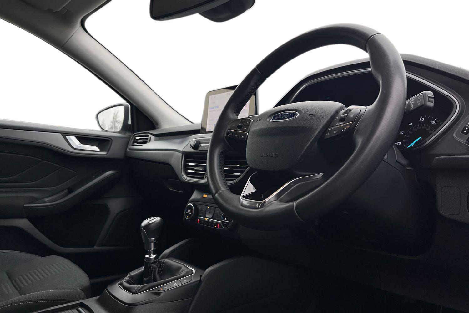Ford FOCUS Photo 8