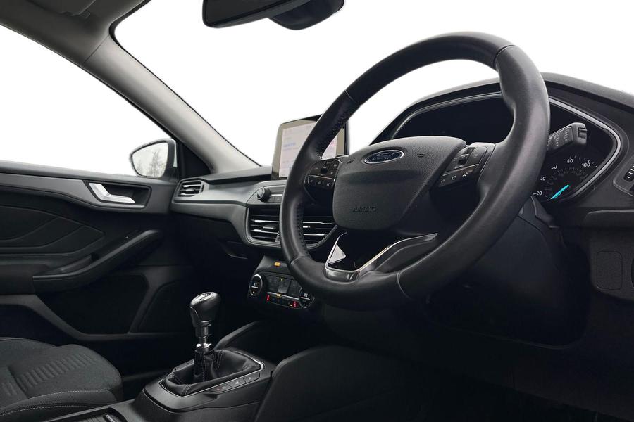 Ford FOCUS Photo autoimg-df98e0d9f428b53a3f92277e4ff5f01f86a8b31b.jpg