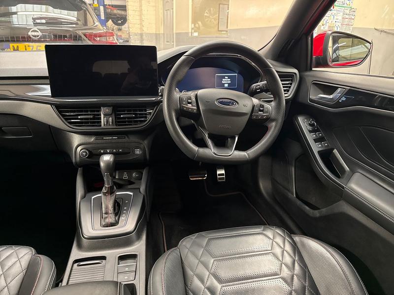 Used Ford Focus GN72OWG 12