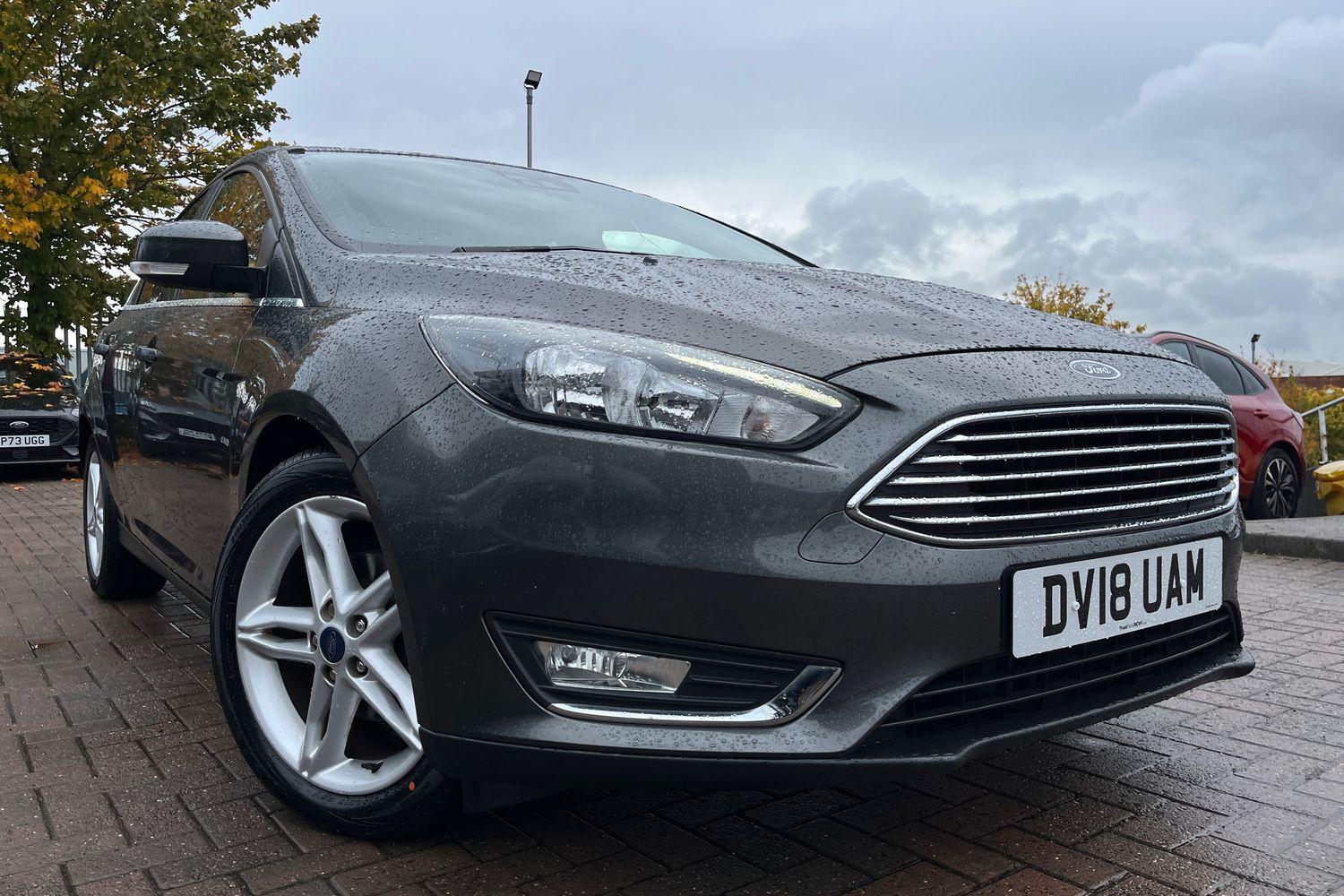 Ford Focus Photo 36