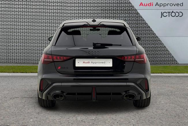 AUDI RS3 Photo 7