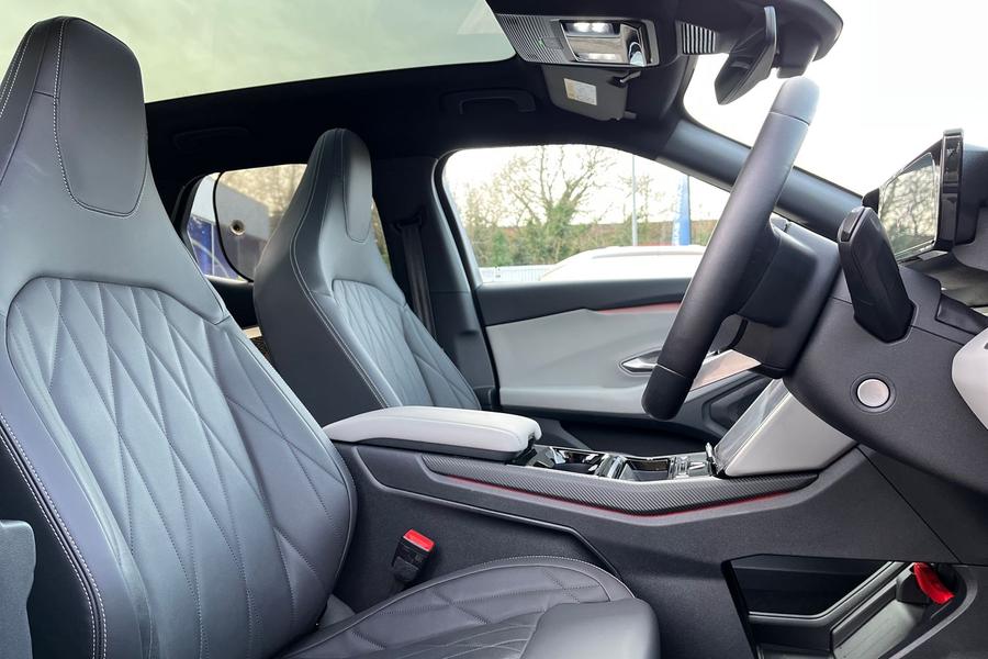 Ford Explorer Photo autoimg-dfa40d0d55d7d42383ec9b0d14595cef44ff8d0e.jpg
